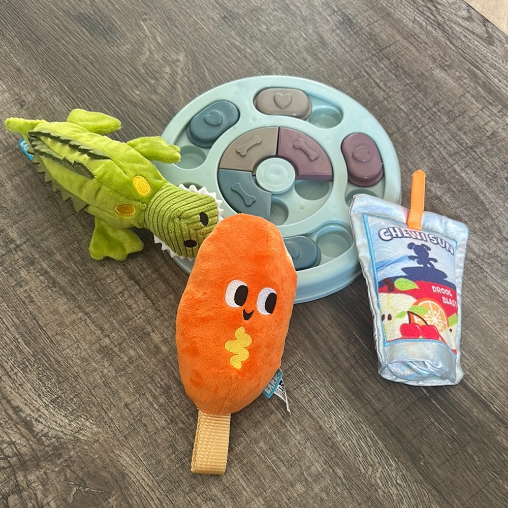 Interactive Kids Toy Set with Plush Dinosaur and Orange Snack